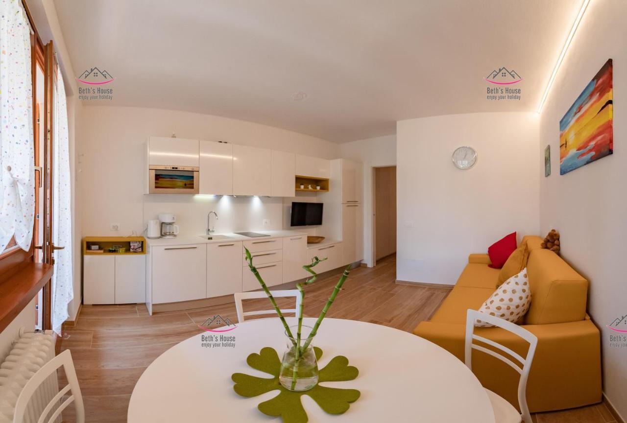 Garden Beth's House Appartement Brenzone sul Garda Buitenkant foto