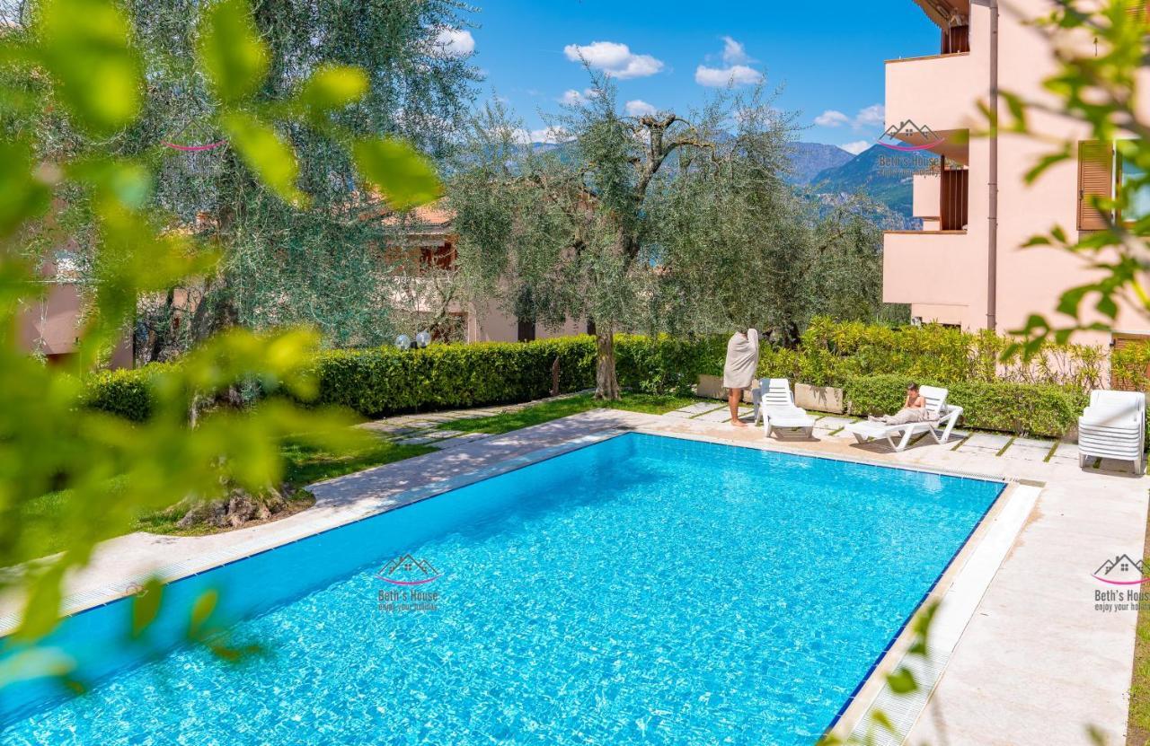 Garden Beth's House Appartement Brenzone sul Garda Buitenkant foto
