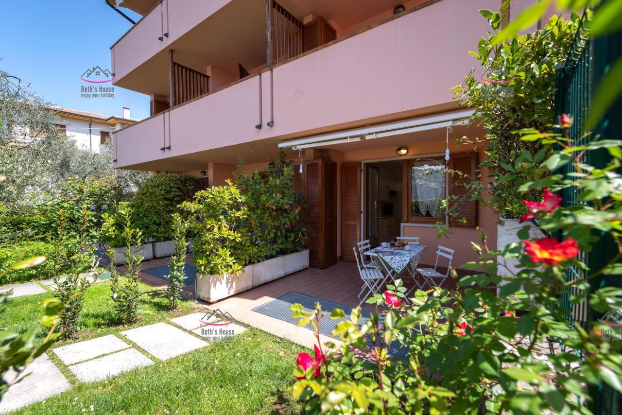 Garden Beth's House Appartement Brenzone sul Garda Buitenkant foto