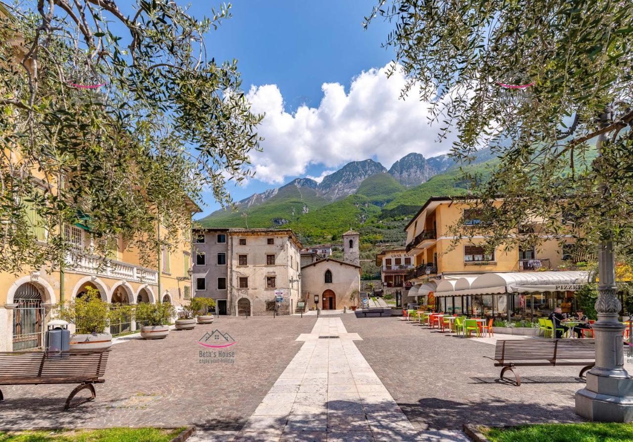 Garden Beth's House Appartement Brenzone sul Garda Buitenkant foto